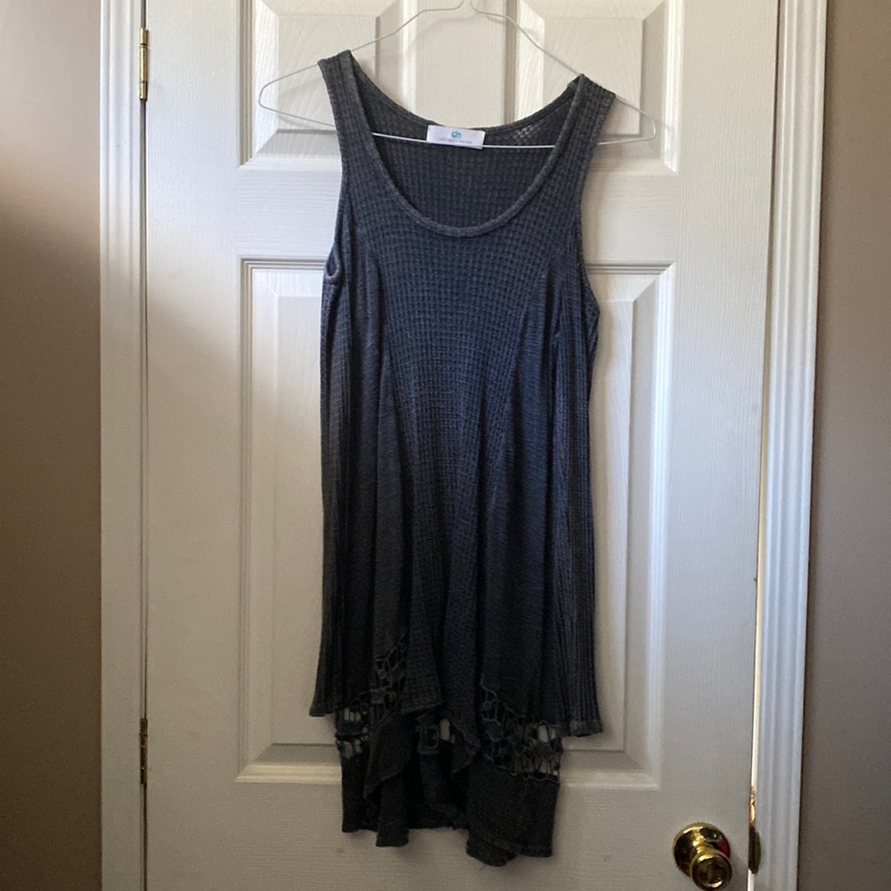 Gray Infinity Raine Cold Shoulder Long Sleeved Top